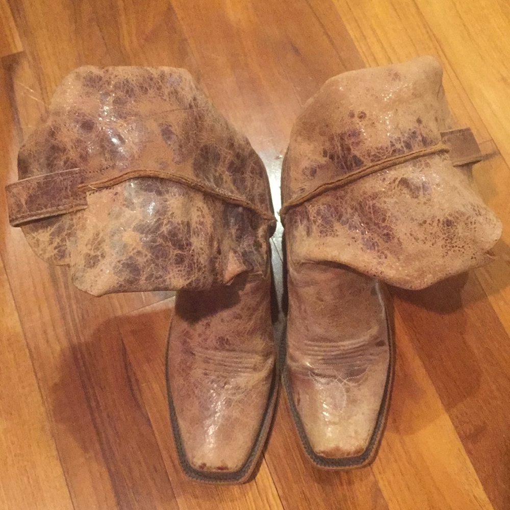 Justin Boots Brown Distressed Leather Heeled Cowboy Boots - Picture 3 of 7